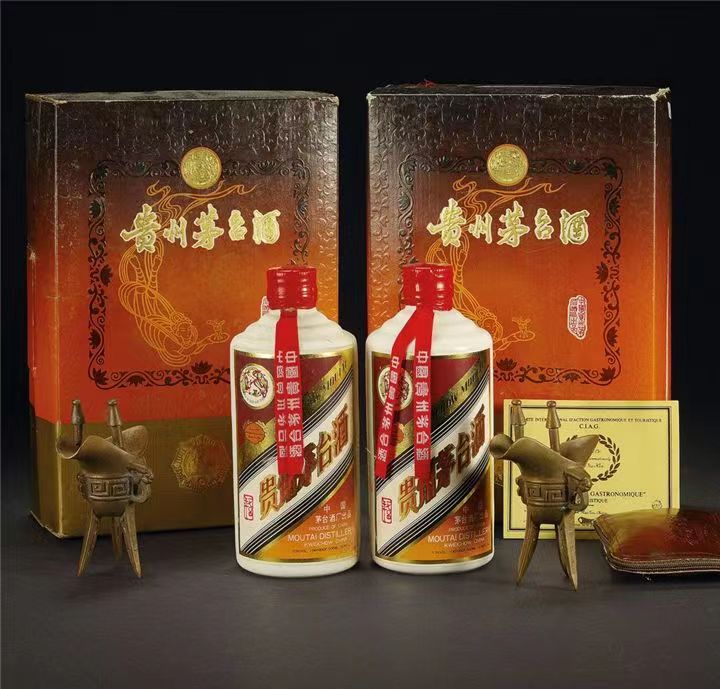 泸定礼盒茅台酒回收